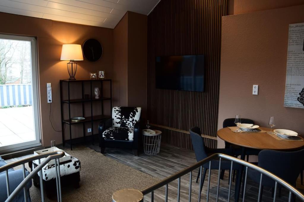 Maisonette Wohnung Mit Dachterrasse - Keine Vermietung An Monteure Düren - Eifel Εξωτερικό φωτογραφία